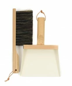Andree Jardin Traditional Dustpan & Brush