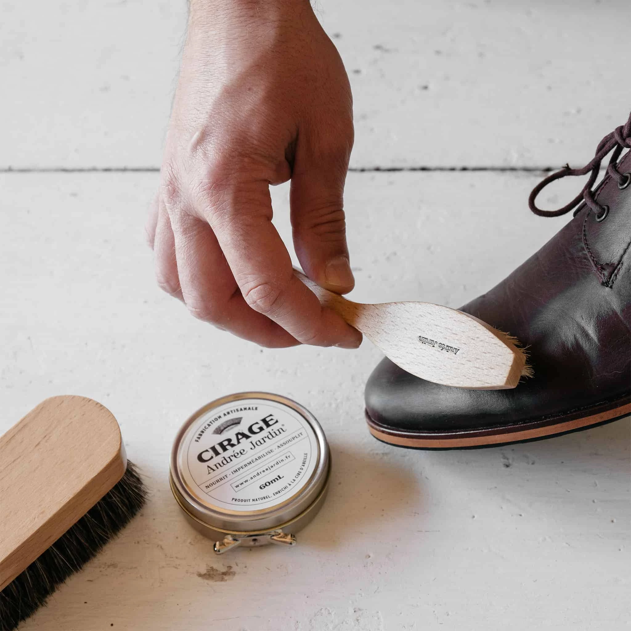 Andree Jardin Hog Bristle Shoe Application Brush 4 Andree Jardin Hog Bristle Shoe Application Brush