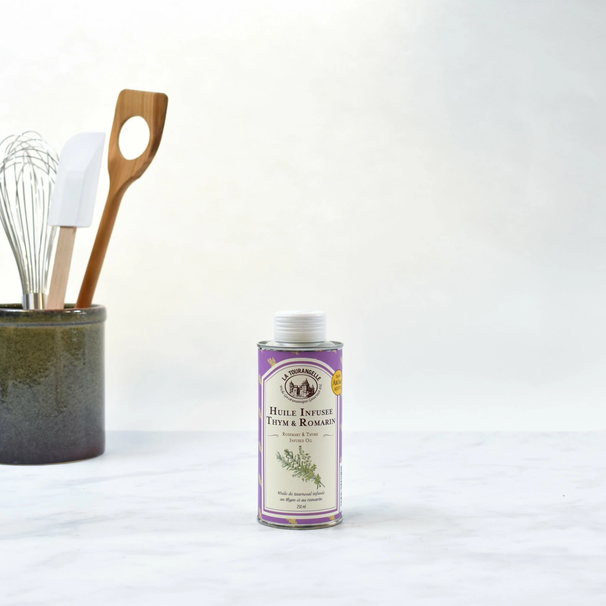 Ingredients La Tourangelle Thyme & Rosemary Oil 250ml 5 Ingredients La Tourangelle Thyme & Rosemary Oil 250ml