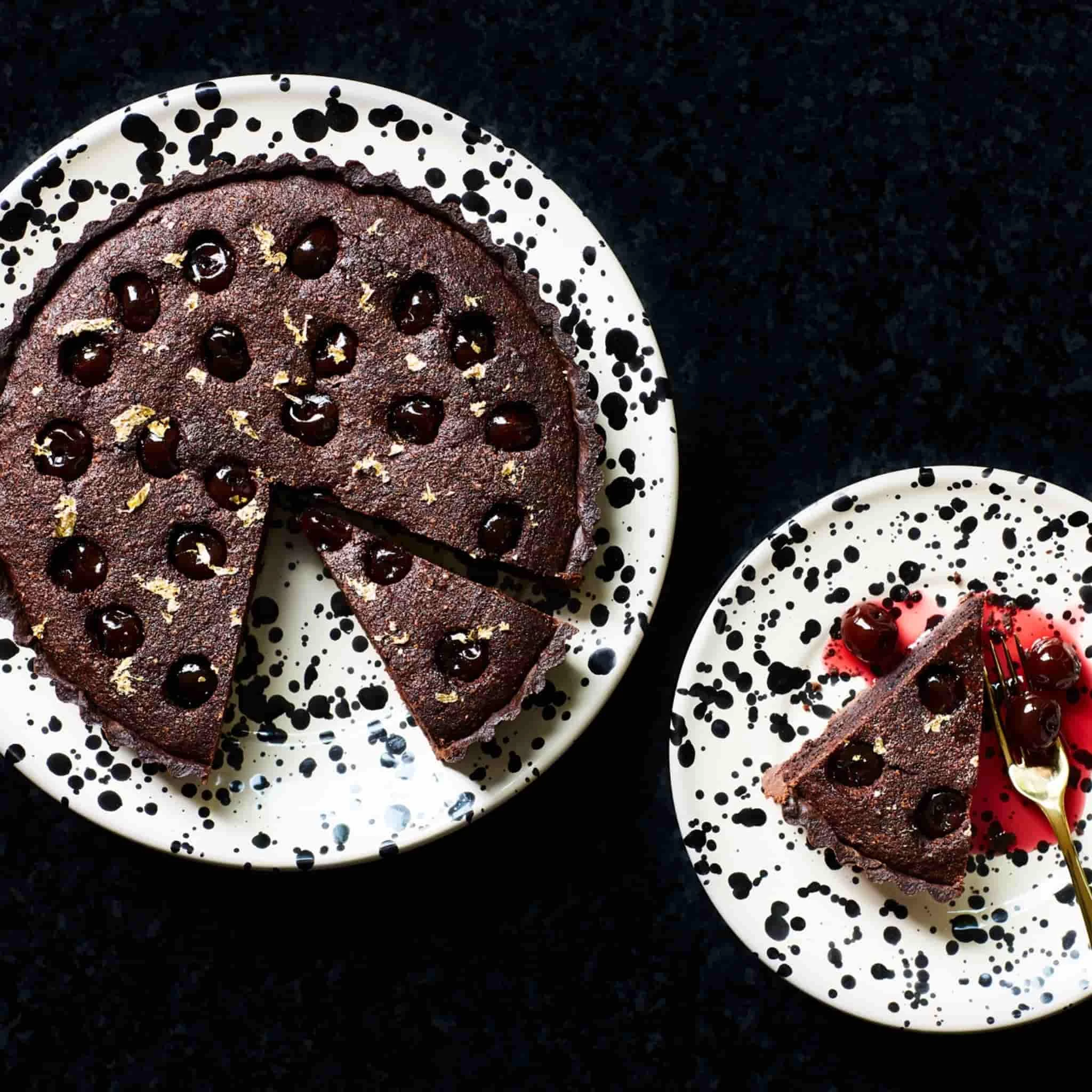 Puglia Handmade Puglia Black Splatter Dinner Plate 27cm 5 Puglia Handmade Puglia Black Splatter Dinner Plate 27cm