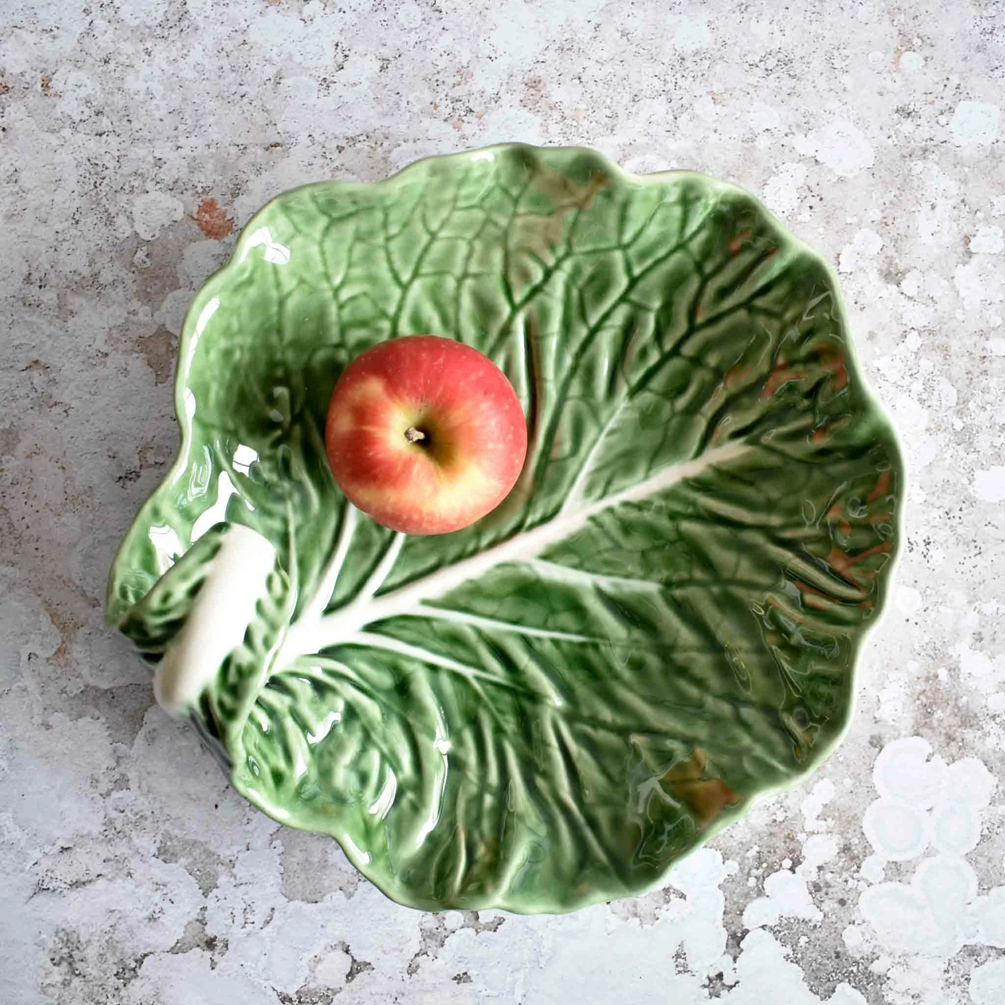 Bordallo Pinheiro Curved Cabbage Leaf Dish 25cm Tableware 4 Bordallo Pinheiro Curved Cabbage Leaf Dish 25cm Tableware