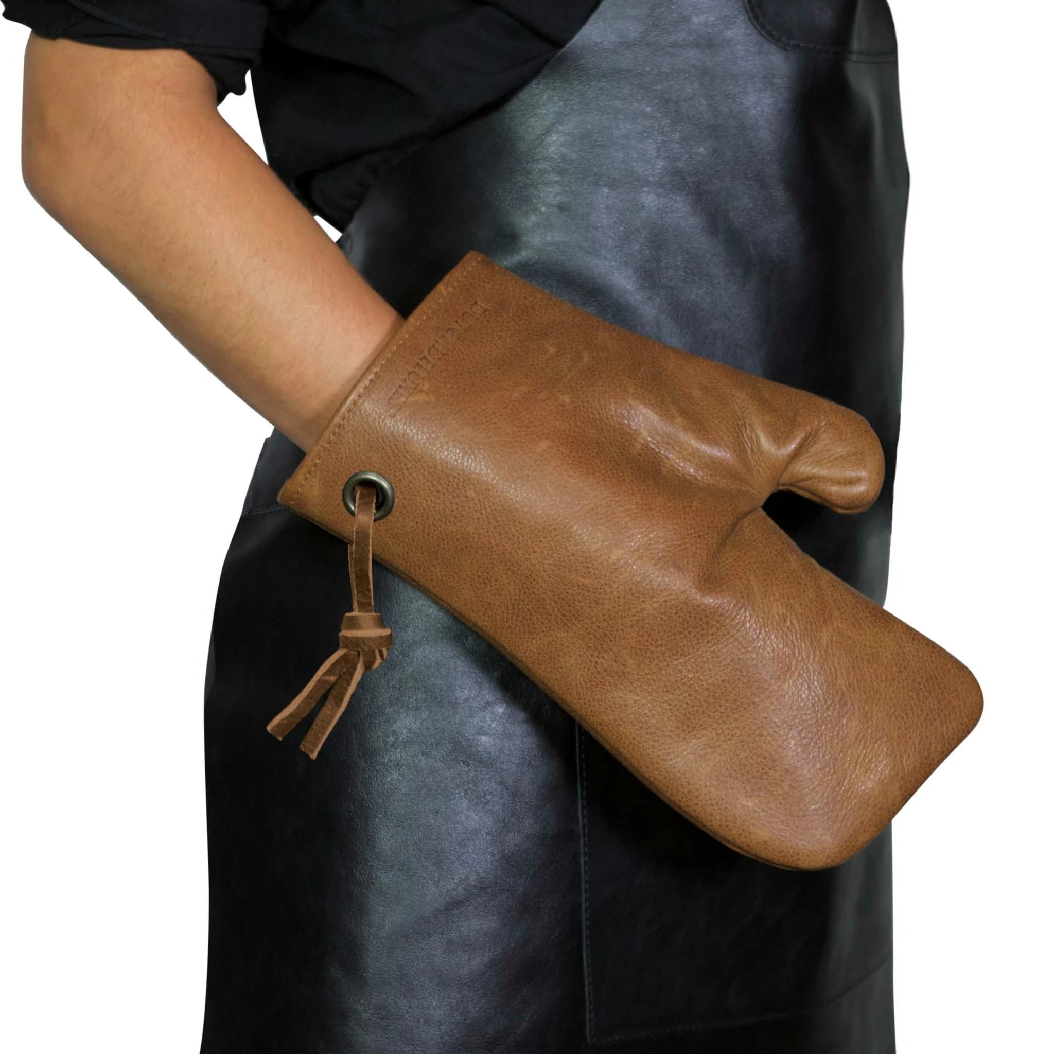 Cookware Dutchdeluxes Leather Oven Glove In Vintage Camel 4 Cookware Dutchdeluxes Leather Oven Glove In Vintage Camel