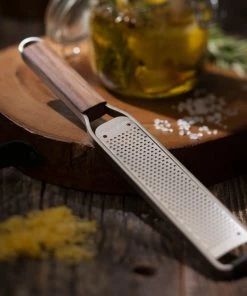 Master Series Walnut Microplane Zester Cookware 8 Master Series Walnut Microplane Zester Cookware